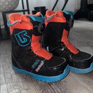Burton Boa Kids Snowboard Boots - size 1